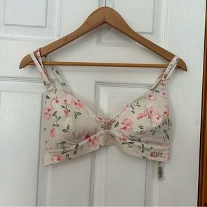 VS Pink Bralette